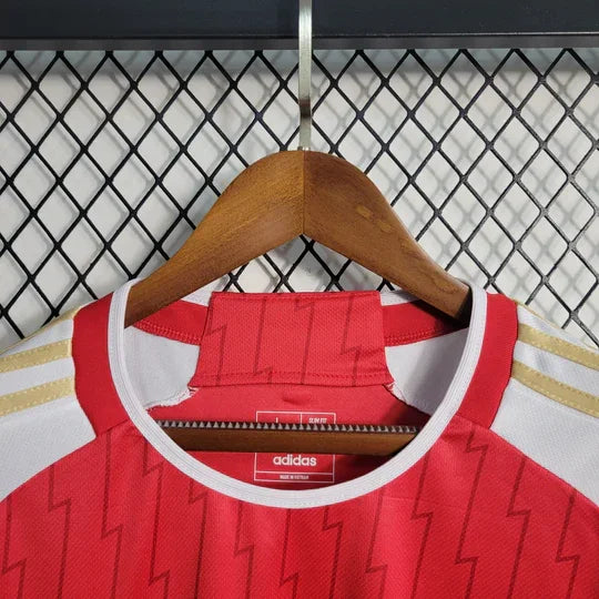 Maillot domicile Arsenal saison 2023-2024, fabriqué par Le 12 -ème Maillot, en tissu bleu avec logo et détails officiels.
