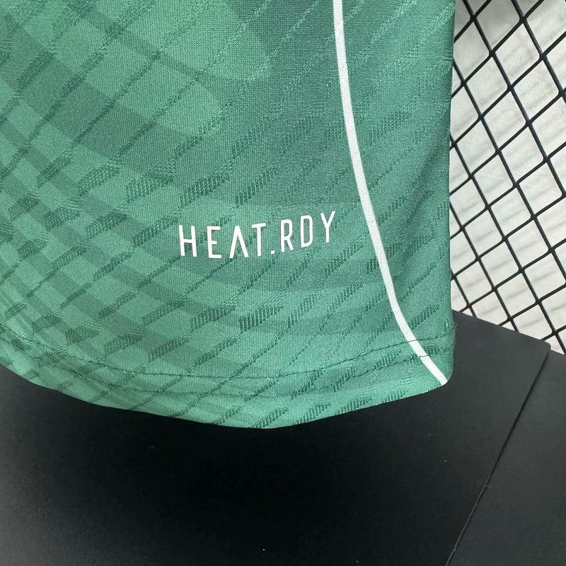 Maillot Mexique concept 2025 de Le 12 -ème Maillot, vue de face avec design coloré et logo du pays.