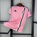 Maillot extérieur Leicester 2025-26 de la marque Le 12 -ème Maillot, vue de face avec logo et détails du maillot.