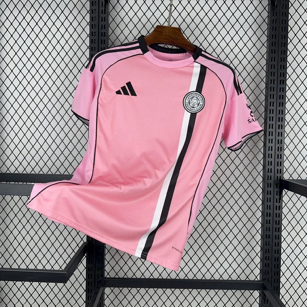 Maillot extérieur Leicester 2025-26 de la marque Le 12 -ème Maillot, vue de face avec logo et détails du maillot.
