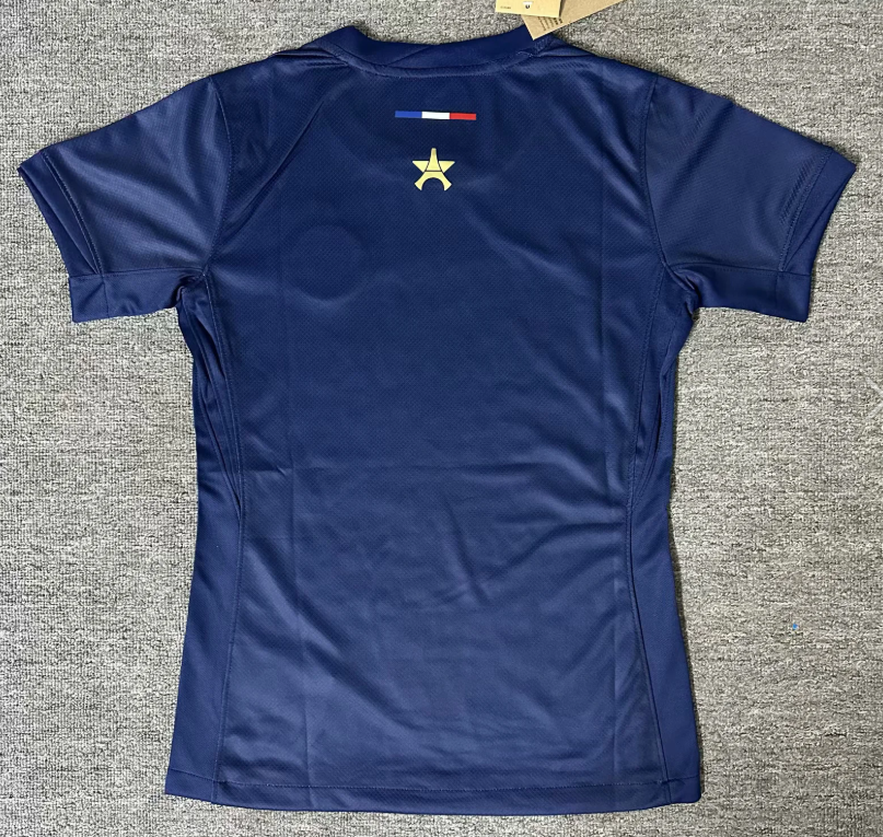 Maillot domicile 24/25 PSG pour femme, Le 12 -ème Maillot, maillot de football avec logo et couleurs traditionnelles du Paris Saint-Germain