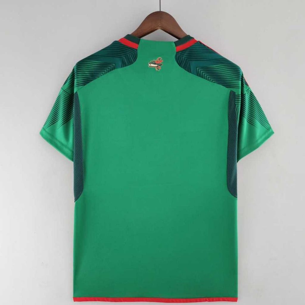 Maillot domicile 2022 Mexique Le 12 -ème Maillot, maillot de football avec logo national et couleurs vert, blanc et rouge.