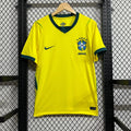 Maillot domicile Brésil 25/26 Le 12 -ème Maillot, maillot de football avec logo et design officiel, vue de face sur fond blanc