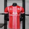 Maillot 25/26 Marseille Le 12 -ème Maillot, maillot de joueur rouge avec logo et détails du club, vue front.