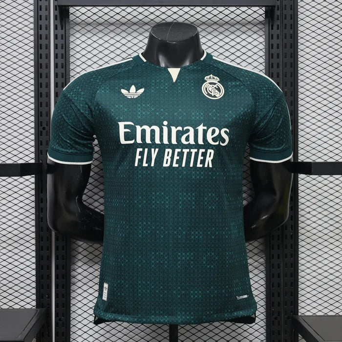 26/27 Maillot Real Madrid Extérieur player