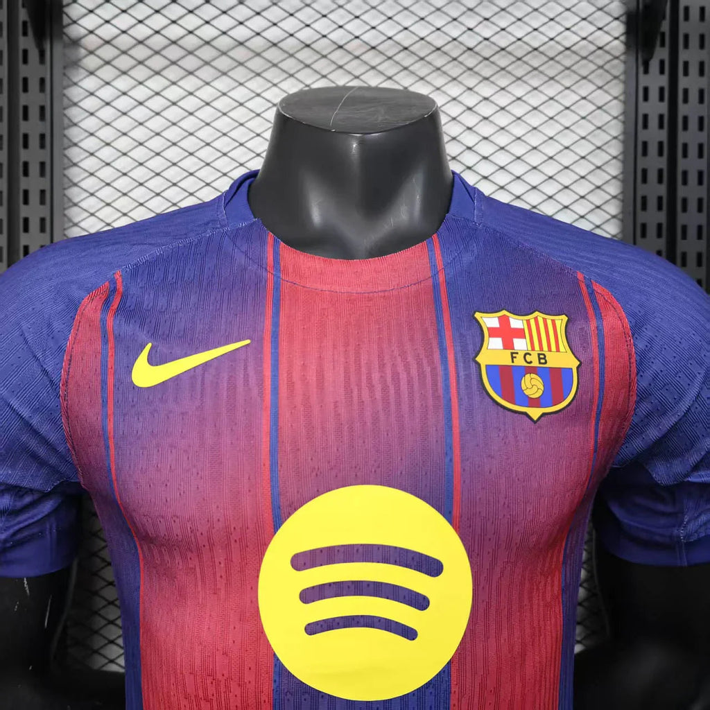 Maillot FC Barcelone 2025/26 Le 12-ème Maillot, maillot de football avec logo du club et design officiel.