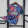 Maillot d'entraînement Arsenal 2026-27 de la marque Le 12 -ème Maillot, vue de face avec logo et design sportif.