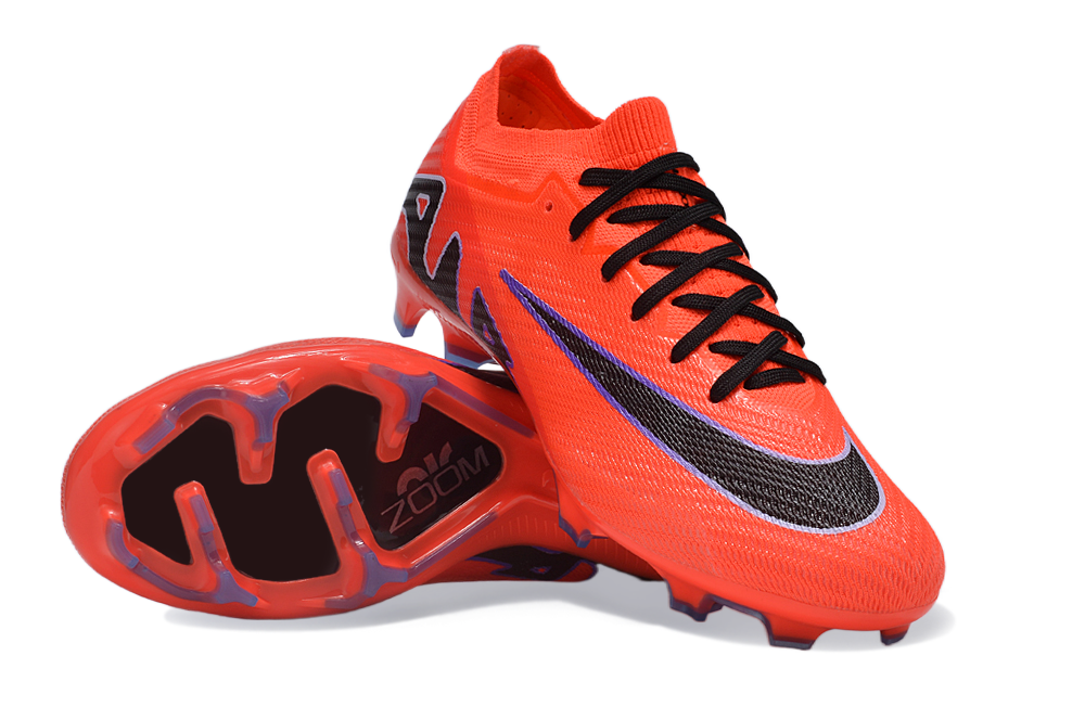 Crampons Mercurial Superfly IX Elite pour football, semelles à crampons en métal, conçus pour performance sur terrain.