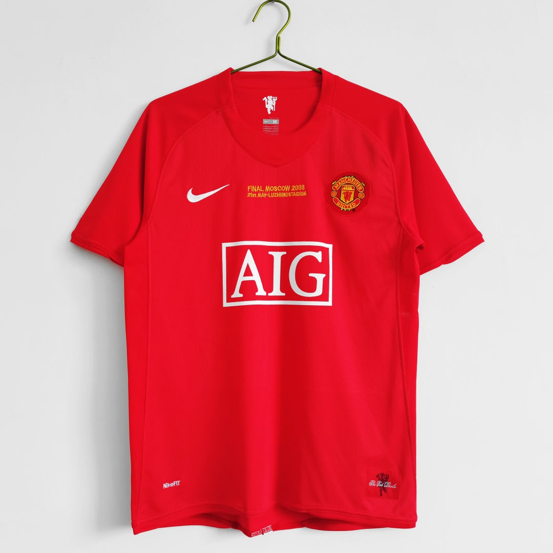 Maillot domicile rétro Manchester United 2007-2008 Le 12-ème Maillot, maillot de football avec logo et détails rétro.