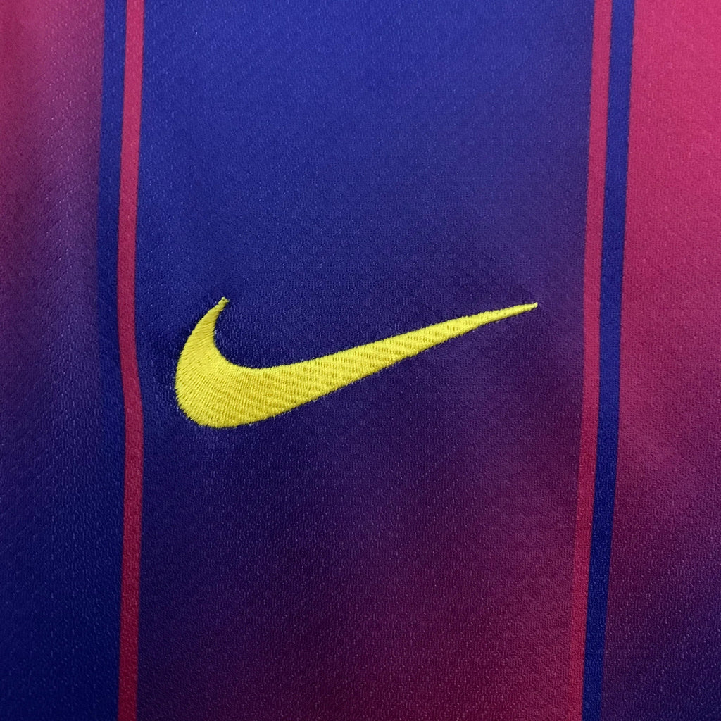 Maillot domicile FC Barcelone 2025/26 Le 12 -ème Maillot, maillot de football bleu avec le logo du club et détails du design.