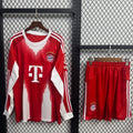 Ensemble domicile Bayern Munich 25/26 pour adulte, maillot à manches longues, marque Le 12 -ème Maillot, devant du maillot.