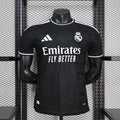 Maillot Real Madrid Concept 2026-27 Le 12 -ème Maillot, maillot de football avec logo et design moderne, vue frontale.