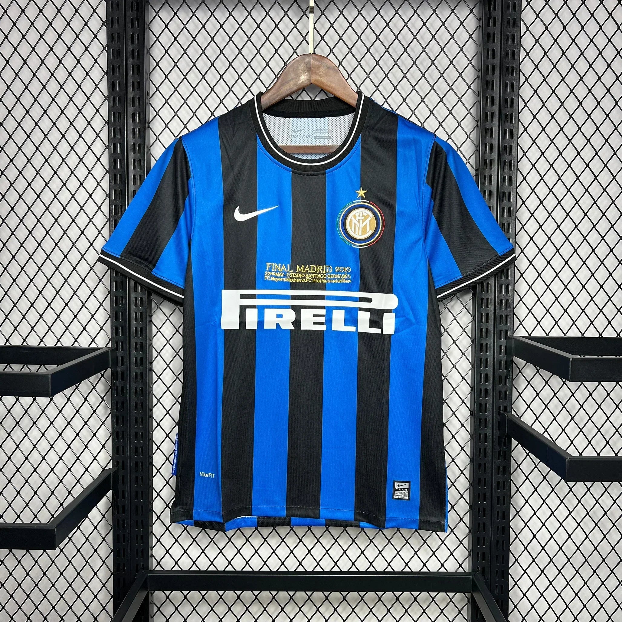 Maillot rétro Inter Milan 2009 FINALE UCL Le 12 -ème Maillot, maillot de football avec logo et détails du match historique