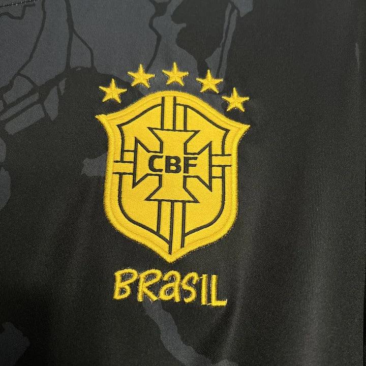 Maillot de foot Brésil 2024-2025 Le 12 -ème Maillot, maillot de football avec logo et couleurs du Brésil.