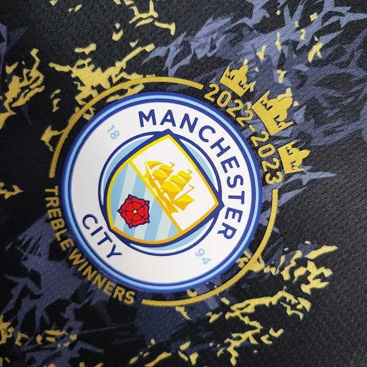 Maillot Manchester City saison 2023-2024, édition spéciale, avec logo et design distinctif, fabriqué par Le 12 -ème Maillot.