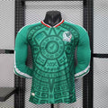 Maillot domicile Mexique 25/26 à manches longues, marque Le 12-ème Maillot, détail du logo et design officiel.
