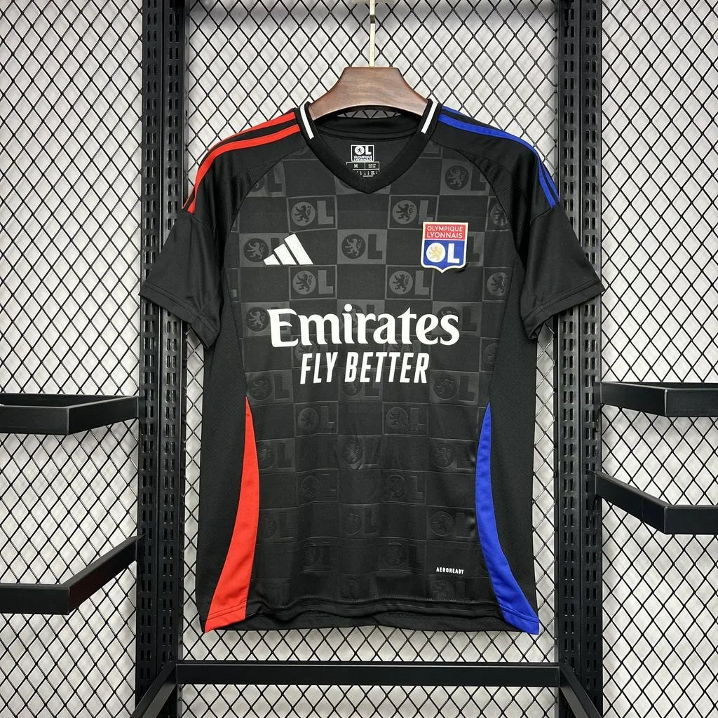 Maillot extérieur de football Olympique Lyonnais 2024 2025, marque Le 12-ème Maillot, vue du devant avec logo et design moderne
