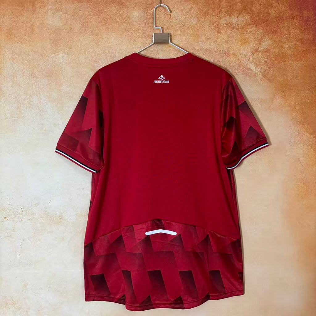 Maillot domicile Lille 25/26 de Le 12 -ème Maillot, maillot de football avec logo et couleurs officielles de l'équipe.