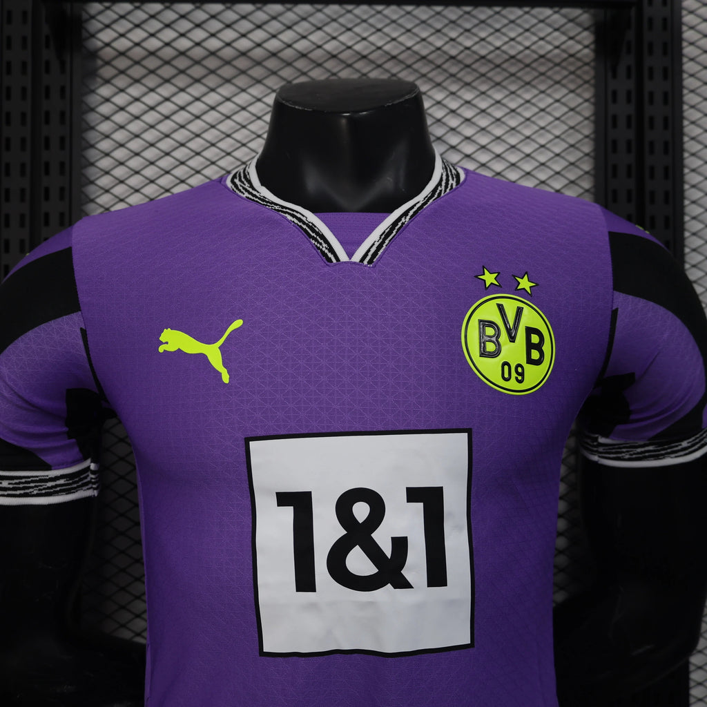 Maillot Dortmund concept 2025-26 de Le 12 -ème Maillot, maillot de football avec design moderne et logo de l'équipe Dortmund.