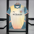 Maillot de football Manchester City 2024-2025 quatrième maillot, marque Le 12 -ème Maillot, vue de face avec logo et détails.