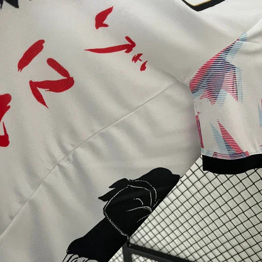 Maillot Japon Concept Zoro One Piece 2023/24 de Le 12 -ème Maillot, vue de face avec logo et design coloré.
