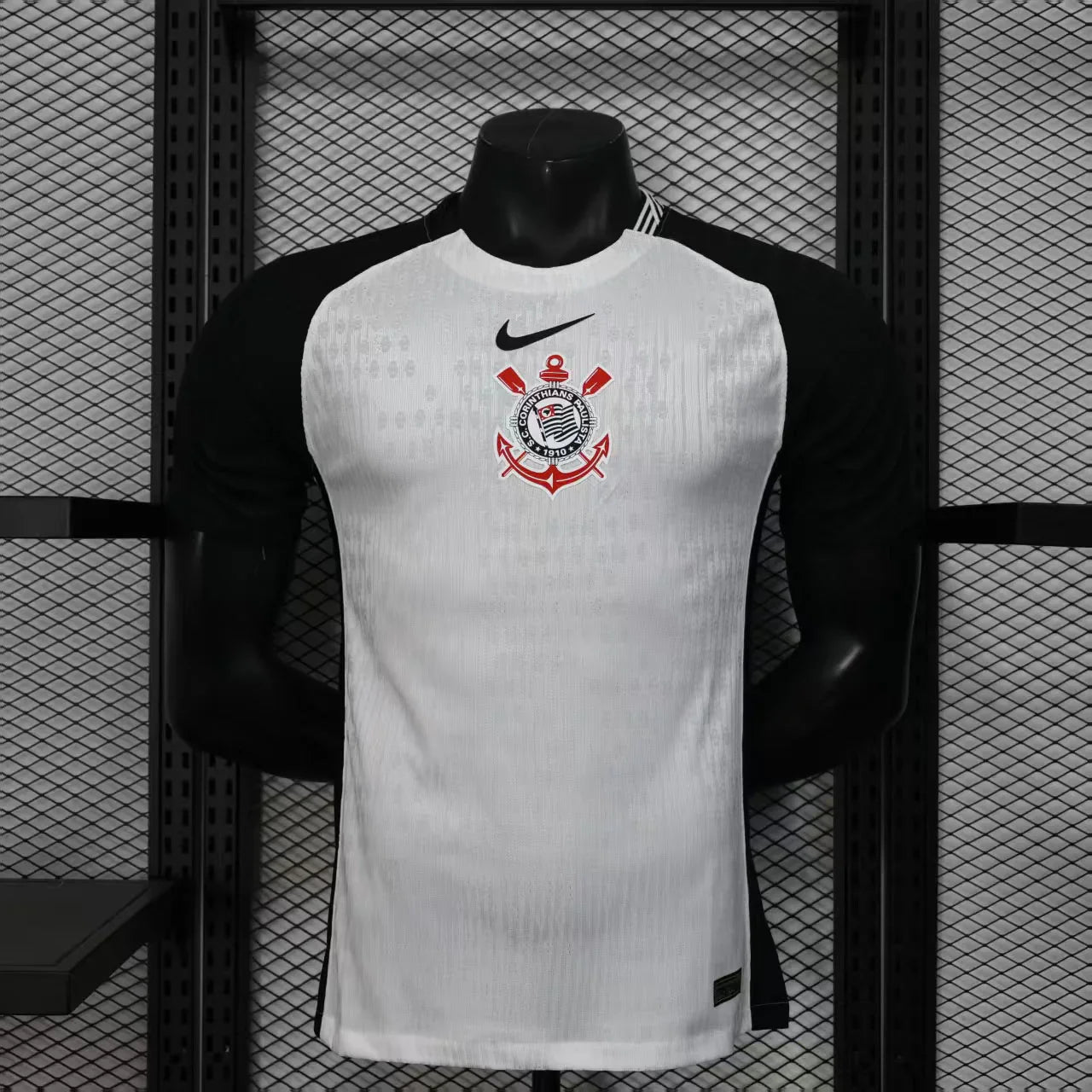 Maillot Corinthien 2025/26 par Le 12 -ème Maillot, vue de face avec motifs bleus et blancs, tissu sport léger et respirant