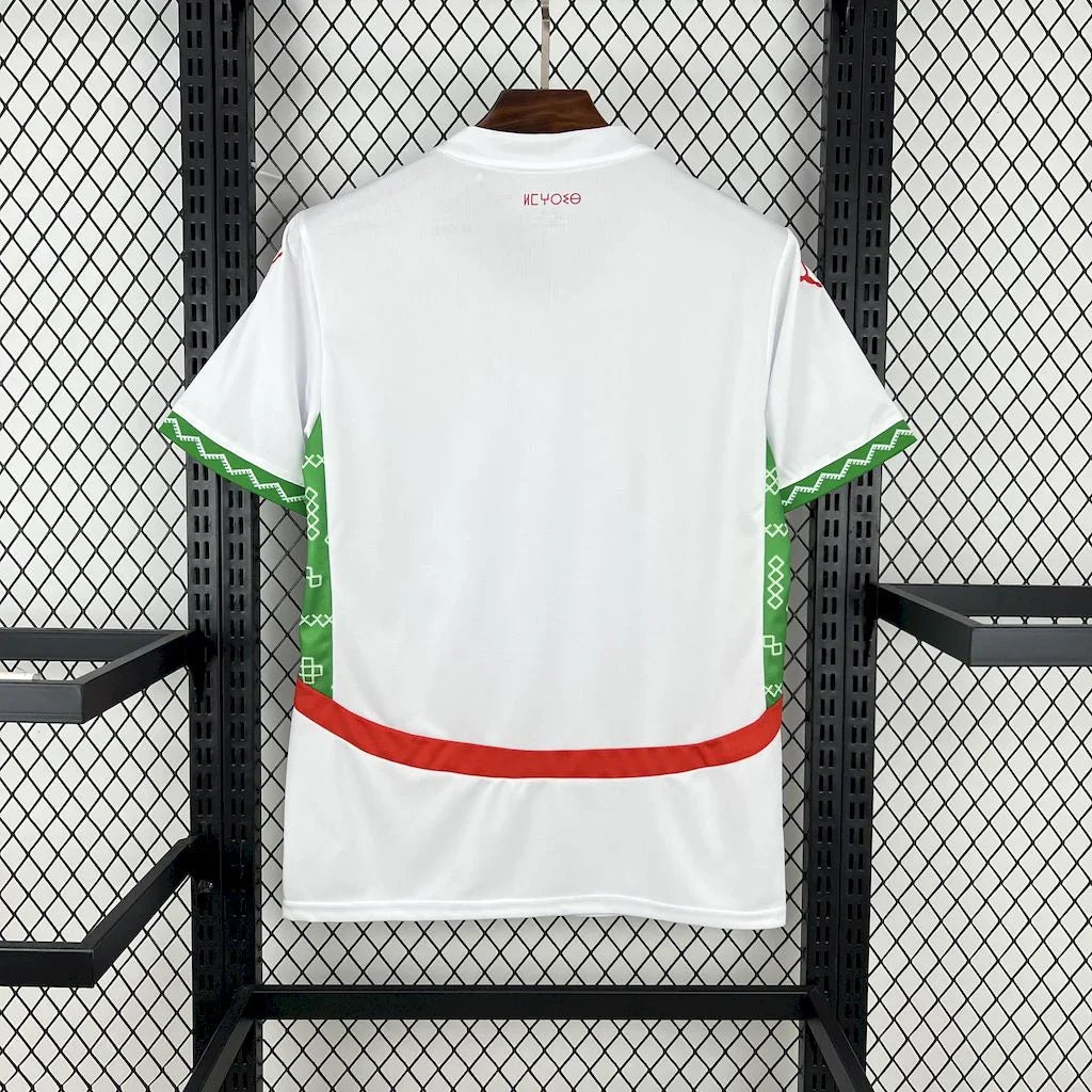 Maillot extérieur du Maroc CAN 2025-26, maillot de football en tissu léger avec logo et design marocain, par Le 12.
