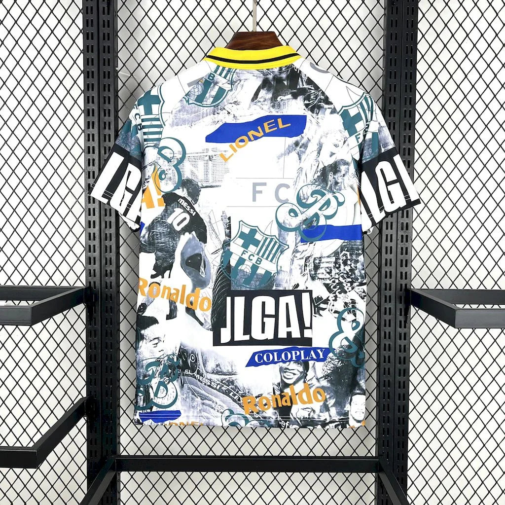 Maillot FC Barcelone concept 2025-26 de la marque Le 12 -ème, vue en détail avec logo et design innovant.