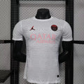 Maillot PSG concept 2025-26 de la marque Le 12-ème, devant du maillot avec logo et design futuriste.