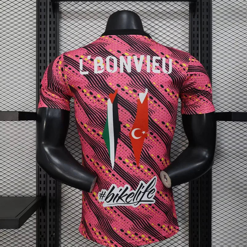 Maillot Palestine concept 2025-26 de Le 12 -ème Maillot, maillot de football avec design moderne et couleurs palestiniennes.