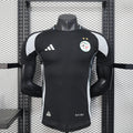 Maillot Algérie concept 2025 de la marque Le 12, design sportif avec couleurs vert, blanc et rouge, vue de face.