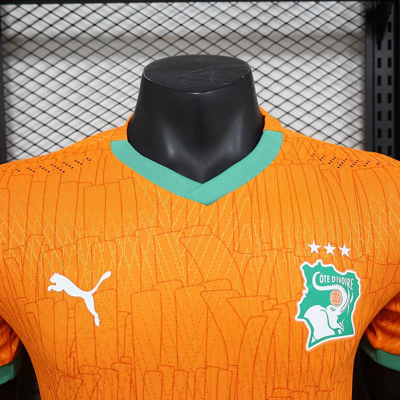 Maillot Côte d'Ivoire CAN 2025-26 de la marque Le 12 -ème Maillot, vue front avec logo et détails sportifs.