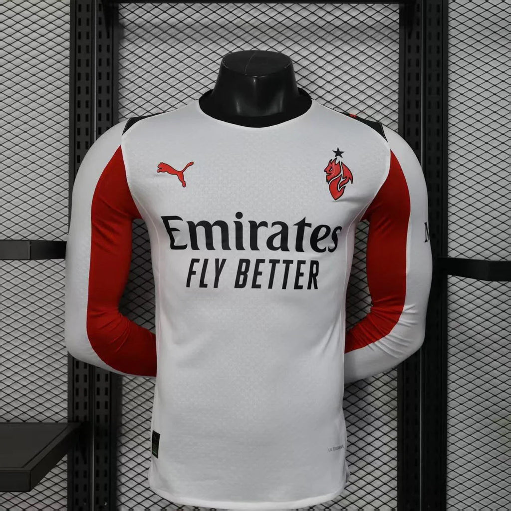 Maillot à manches longues de football AC Milan 2025-26, marque Le 12 -ème Maillot, en tissu rouge et noir avec logo du club.