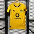 Maillot domicile Dortmund 24/25 Le 12 -ème Maillot, maillot de football jaune avec détails noirs et logo du club.