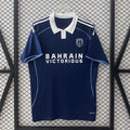 Maillot domicile Paris FC 25/26 Le 12 -ème Maillot, maillot de football bleu avec logo du club, vue front visible.