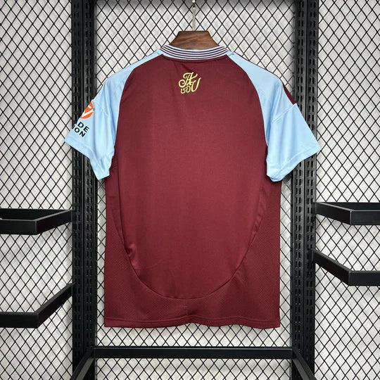 Maillot domicile Aston Villa 2024-2025 Le 12-ème Maillot, maillot de football orange avec logo et détails bleus sur le devant.