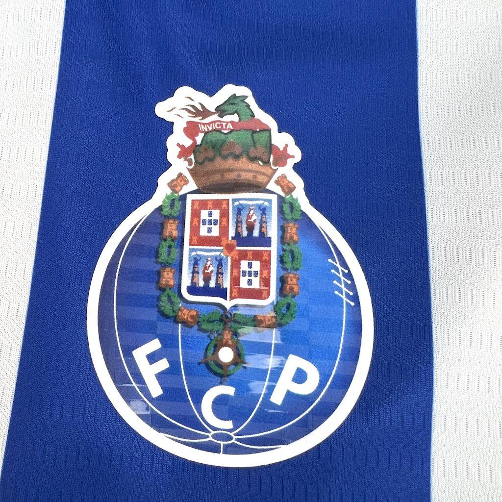 Maillot de football Porto 2025-26, marque Le 12 -ème Maillot, vue de face avec logo et design officiel.