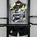 Ensemble enfant Real Madrid 25/26, maillot et short, marque Le 12 -ème Maillot, logo Real Madrid visible, vêtements sportifs pour enfants.