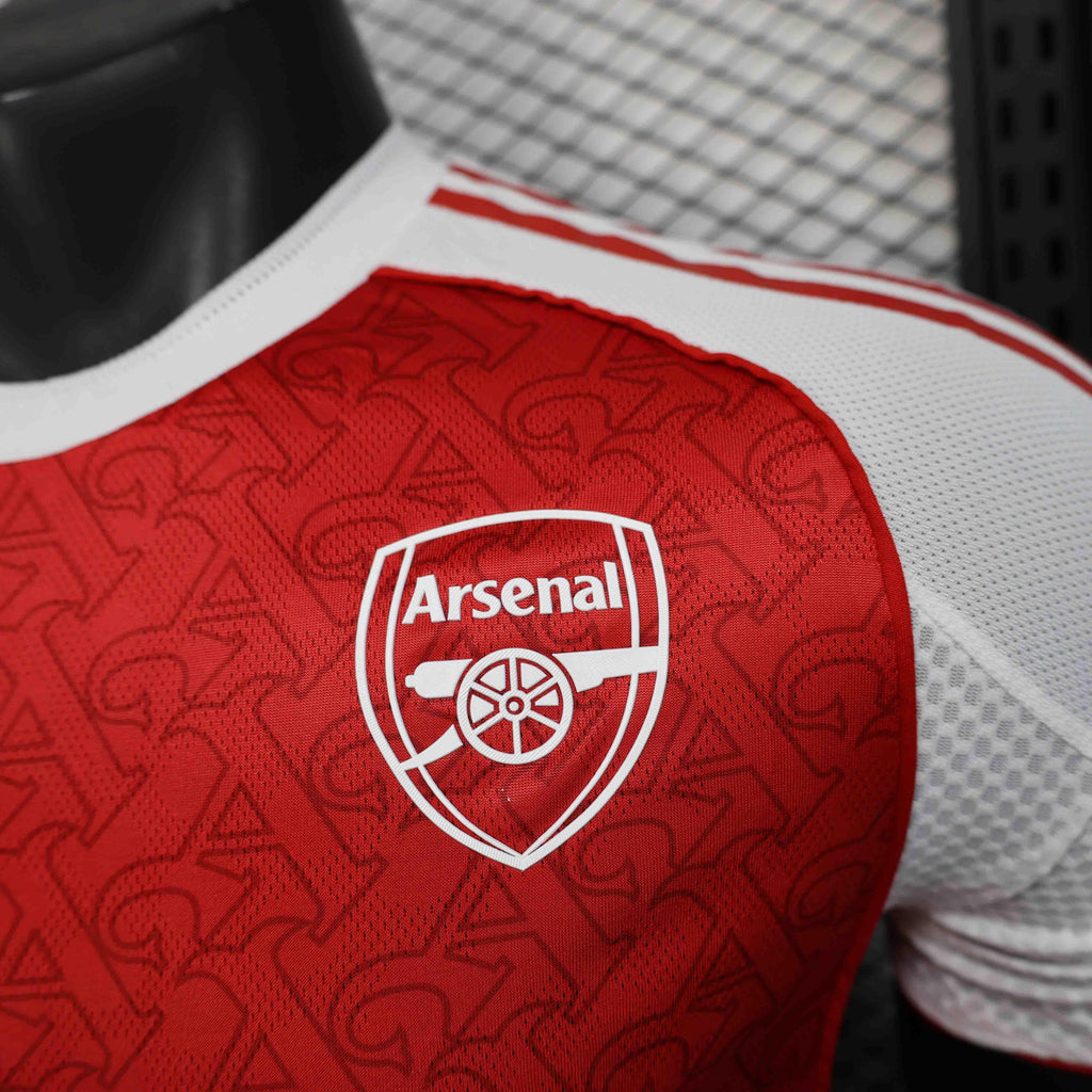Maillot Arsenal 2025/26 Le 12 -ème Maillot, maillot de football bleu avec logo et détails officiels, vue frontale.