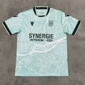 Maillot extérieur Nantes 25/26 de Le 12 -ème Maillot, maillot de football avec logo et couleurs officielles.