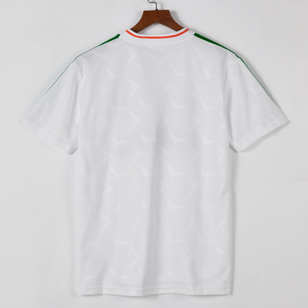 Maillot extérieur rétro de l'Irlande 1990-1992, maillot de football Le 12 -ème Maillot, devant avec logo et design vintage
