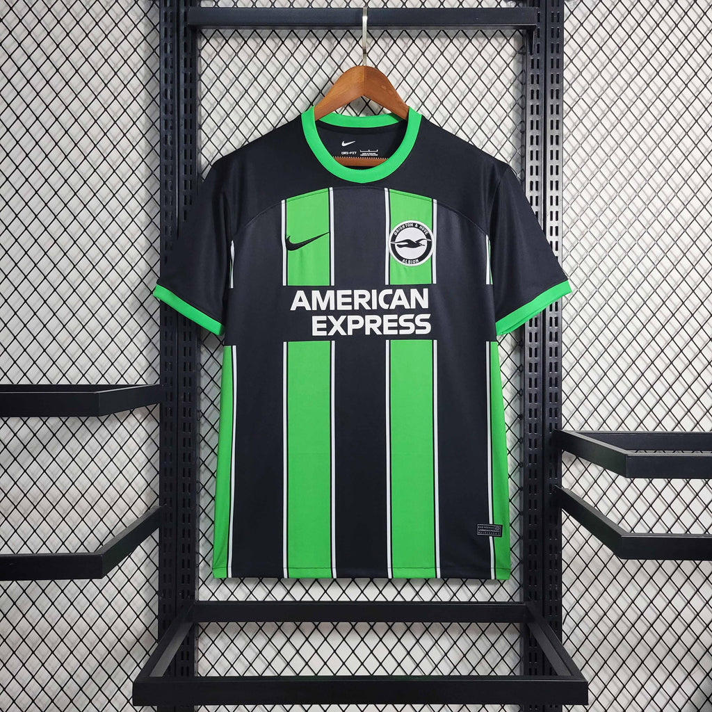Maillot Brighton 2023-24 Le 12 -ème Maillot, maillot de football avec logo et design officiel, vue de face.