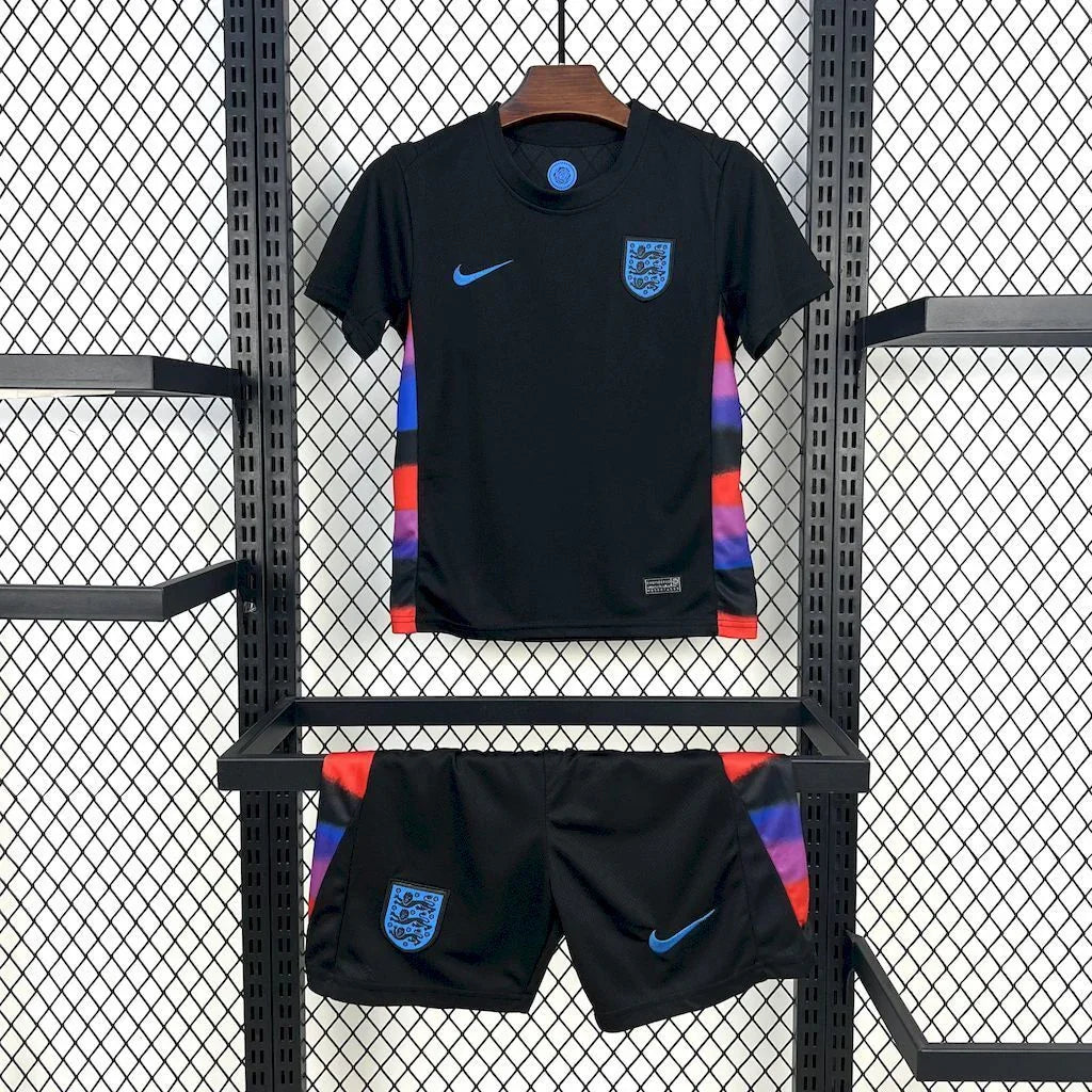 Kit enfant Angleterre extérieur 2025 Le 12 -ème Maillot, maillot de football avec logo et détails en équipe extérieure.