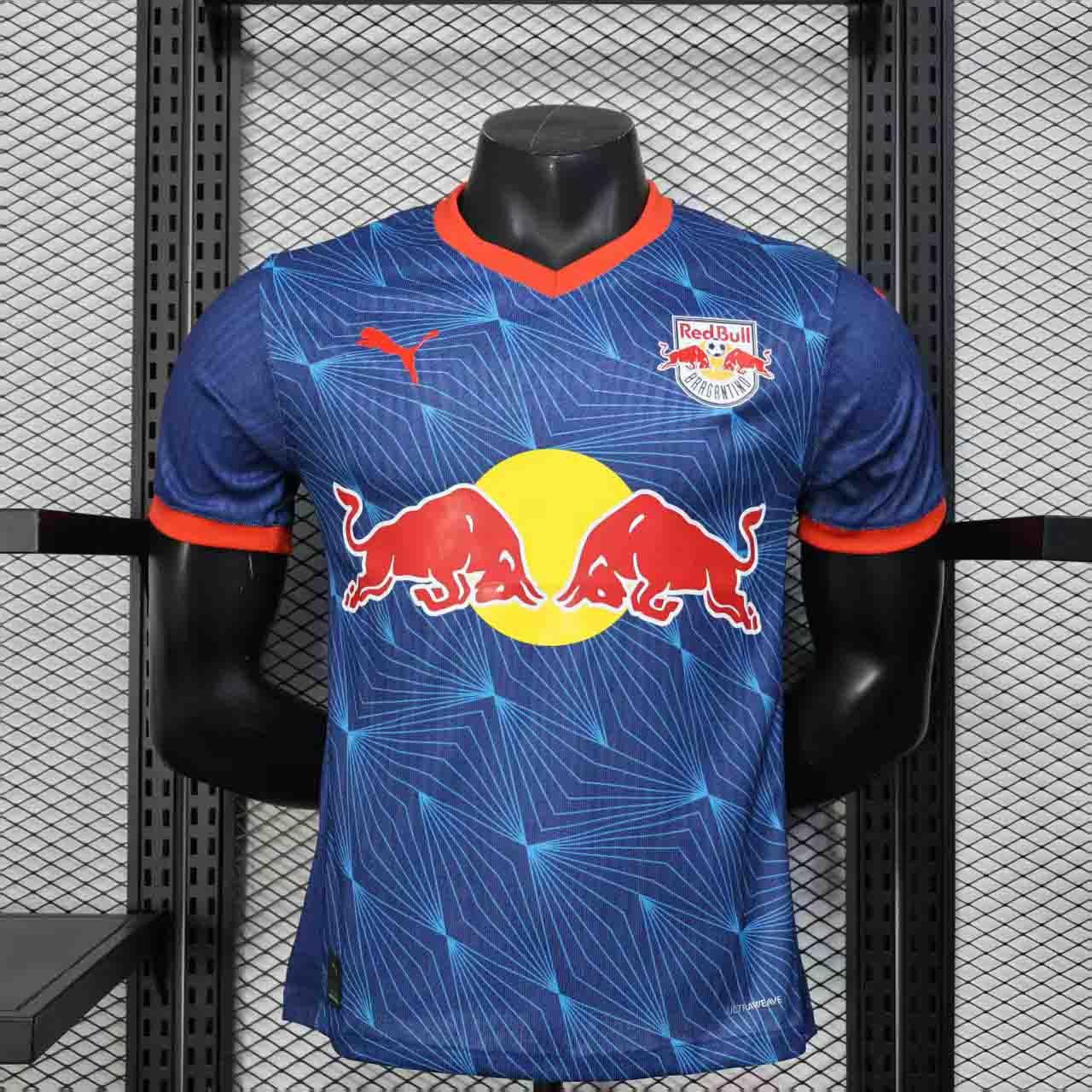 Maillot Leipzig 2025-26 Le 12 -ème Maillot, maillot de football avec logo et design officiel, vue de face.