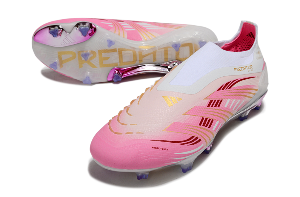 Crampons Predator Elite LL FG de Le 12 -ème Maillot, conçus pour l'escalade et la randonnée, visibles avec pointes en acier robustes.