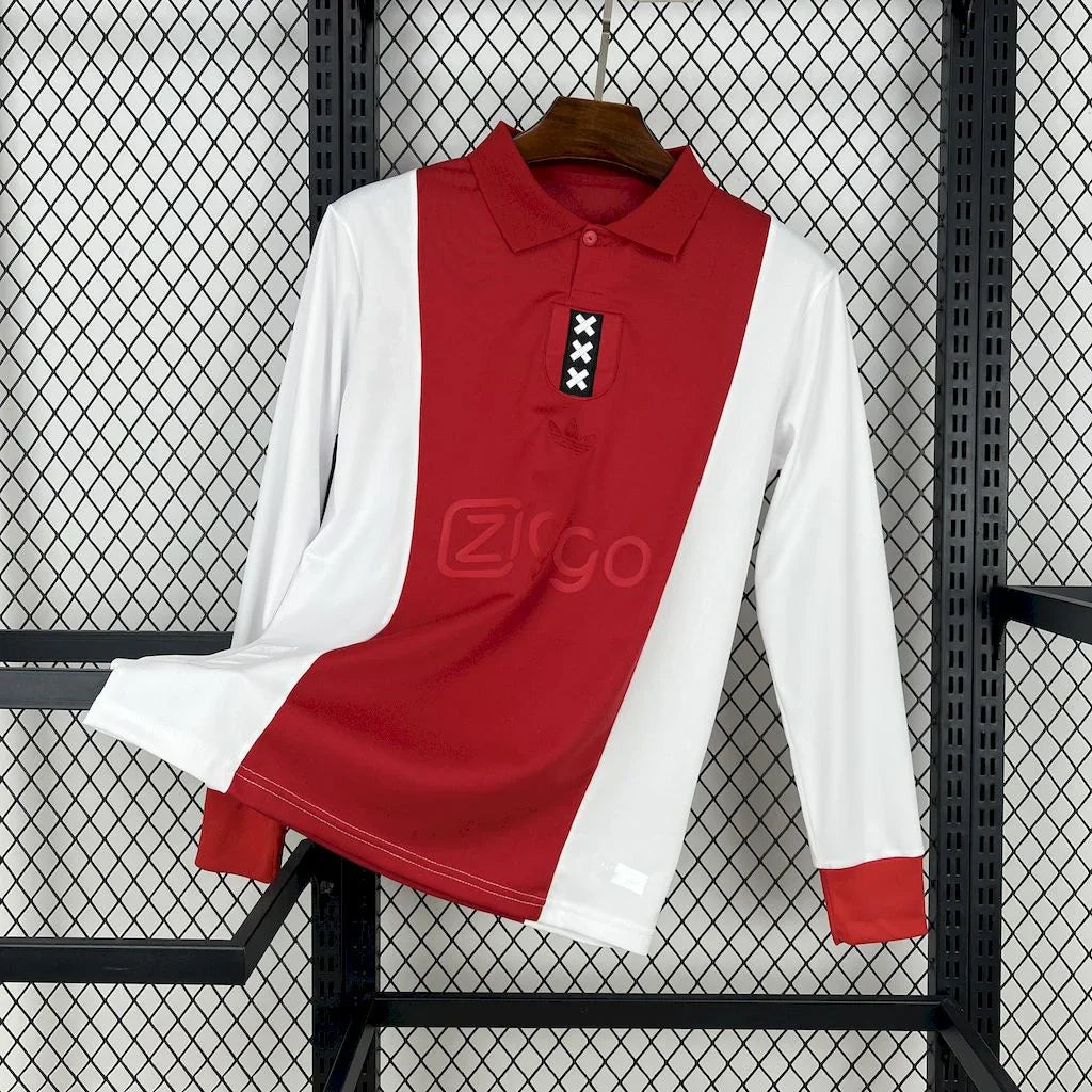 Maillot Ajax manches longues concept 2025-26 de la marque Le 12 -ème Maillot, détail de la conception et des couleurs.
