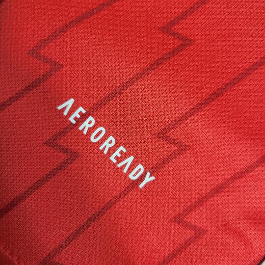 Maillot domicile Arsenal 2023-2024, marque Le 12 -ème Maillot, vue de face avec logo et design traditionnel rouge et blanc.
