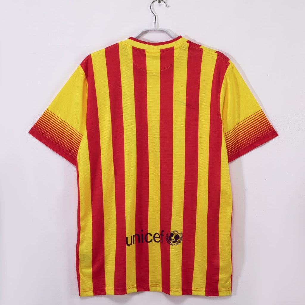 Maillot extérieur rétro du FC Barcelone 2013-2014, marque Le 12, avec logo et détails du design vintage.