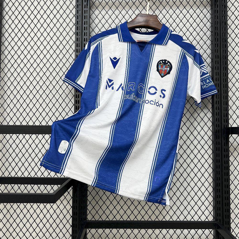 Maillot extérieur Le 12 -ème Levante 2025-26, maillot de football avec logo du club, en couleurs vives et détails sportifs.