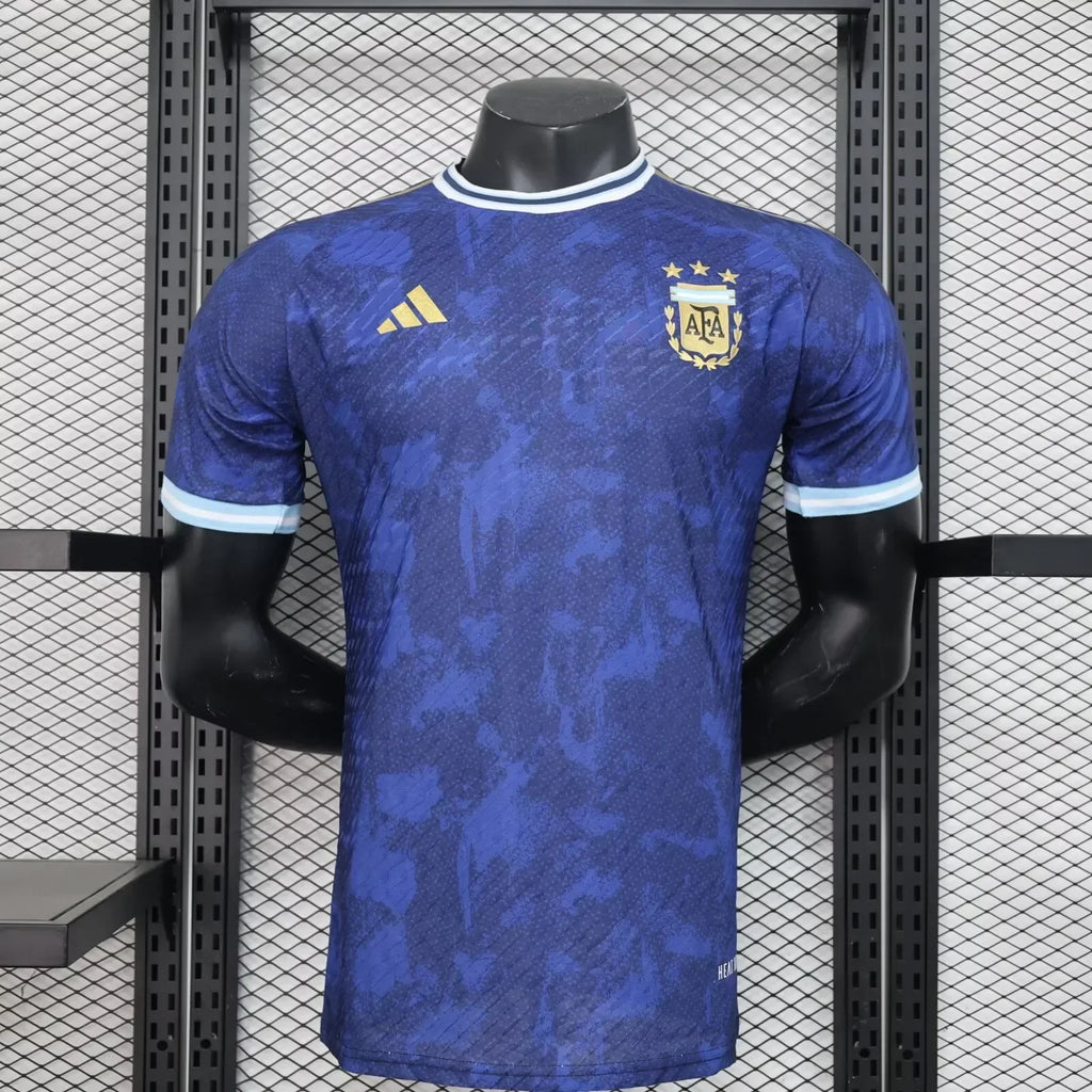 Maillot de football Argentine Le 12-ème Maillot 2024-2025, maillot de sport avec logo et design officiel visible sur l'image.
